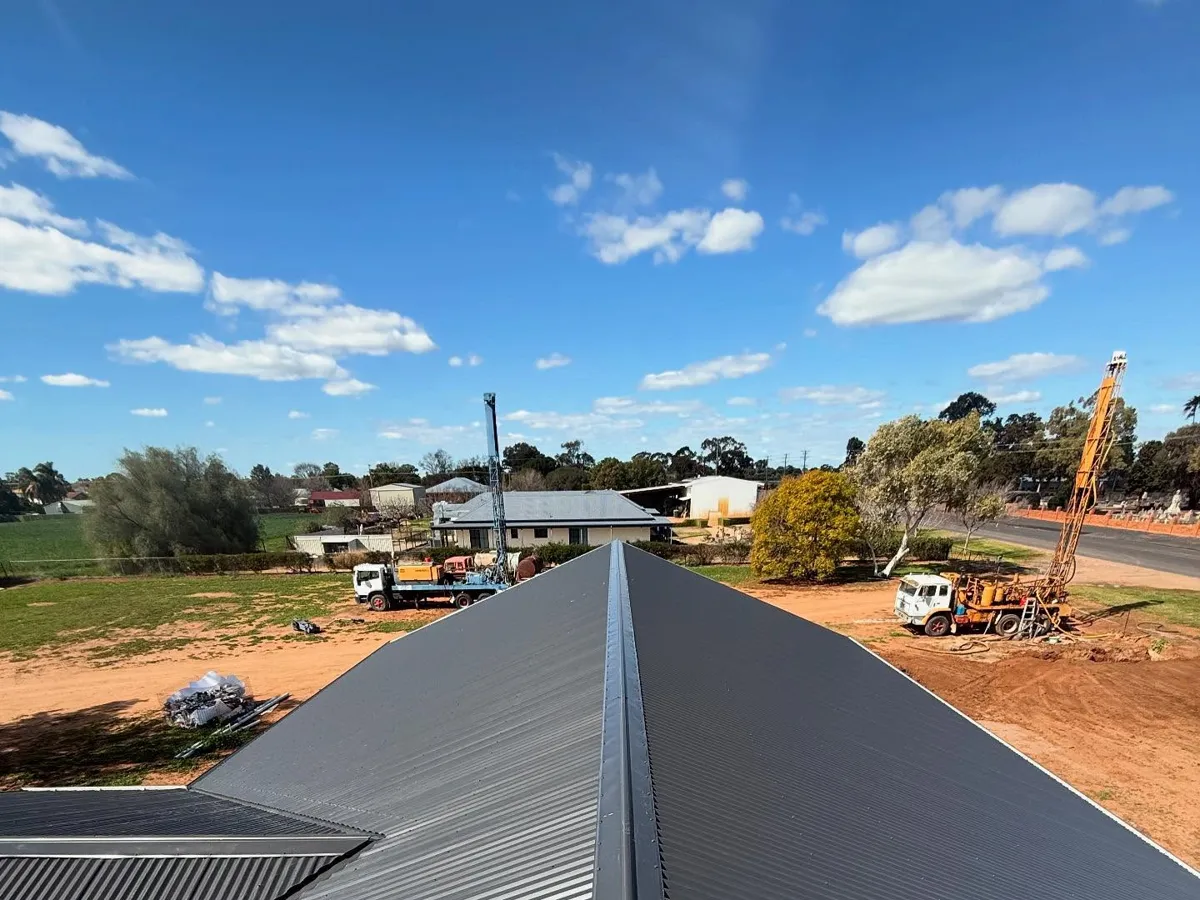 New metal roof on a new home build by Rice Roofing in Dubbo